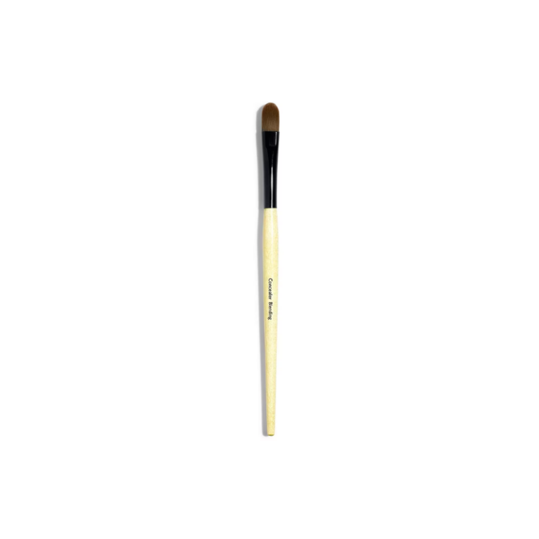 Bobbi-Brown-Brush-Cream-Blending