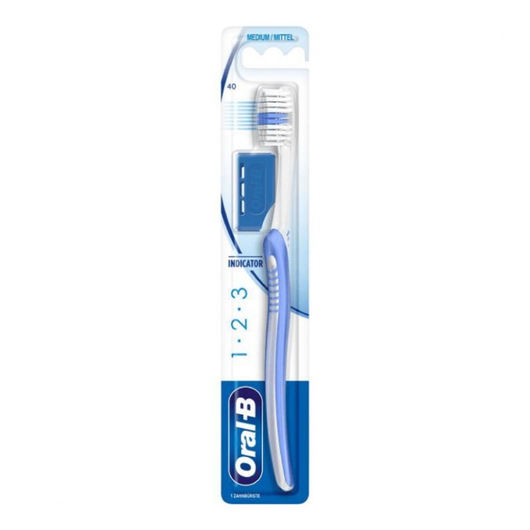 Oral-B-Toothbrush-1-2-3-Indicator-Medium-Travel-Cap